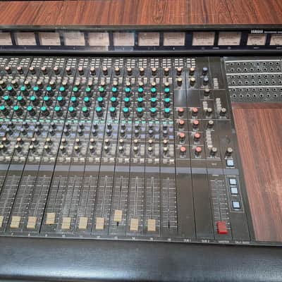 Yamaha  RM1608  Recording mixer image 3