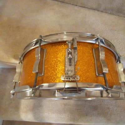 Ludwig Vintage 1966 gold sparkle Jazz Festival snare drum exceptional! image 3