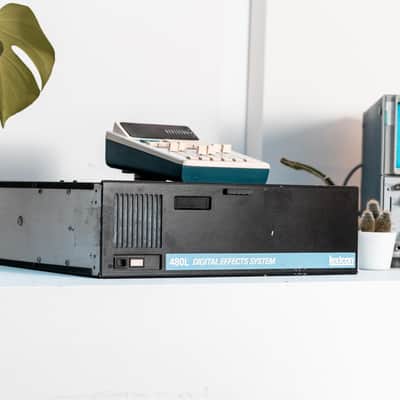 Lexicon 480L with LARC Remote image 9