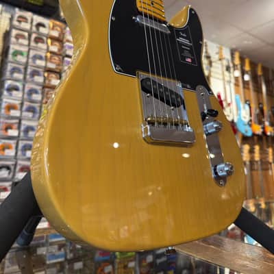 Fender American Professional II Telecaster with Maple Fretboard - Butterscotch Blonde image 3