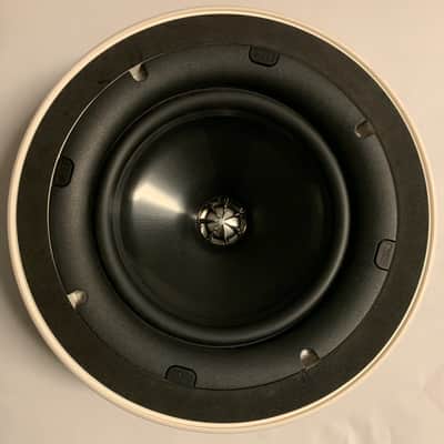 Pair of Kef Ci200QR: Thin bezel and narrow rim allow for flawless integration image 2