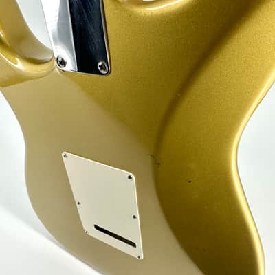 2009 Fender Custom Shop Custom Deluxe Stratocaster - HLE Gold image 19