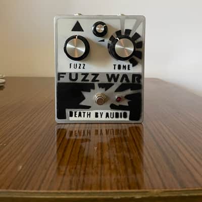 Death By Audio Fuzz War image 3