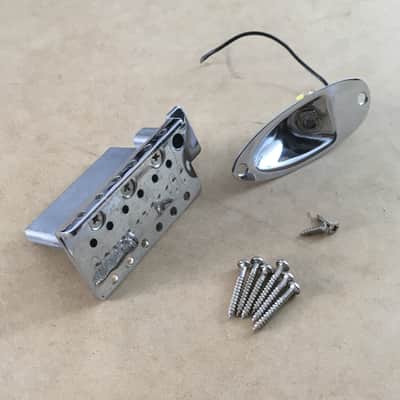 Lefty Light NOS Relic Fender Squier Guitar Bridge Fender Strat Strat Tremolo Kit 52mm 2 1/16” Spacing image 2