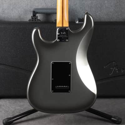 Fender American Professional II Stratocaster Mercury - 2nd Hand image 6