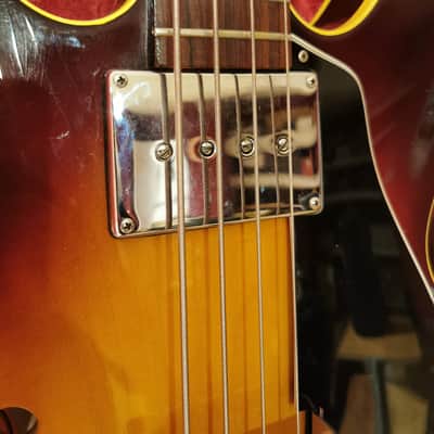 Gibson EB-2 1967 Sunburst image 6