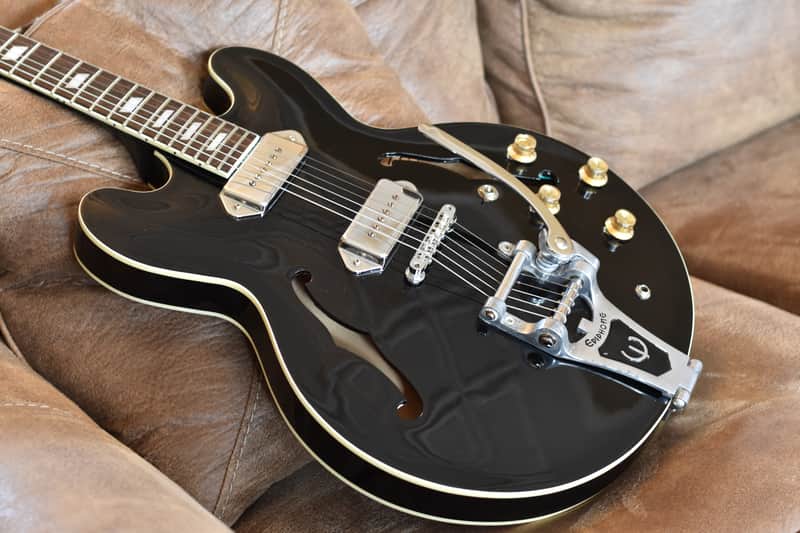 Epiphone Casino Black w/ Virbrato | Reverb