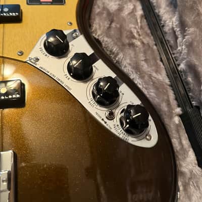 Fender American Ultra Jazz Bass with Maple Fretboard 2019 - Present - Texas Tea image 18