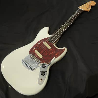 Fender Made in Japan Traditional 60s Mustang image 2