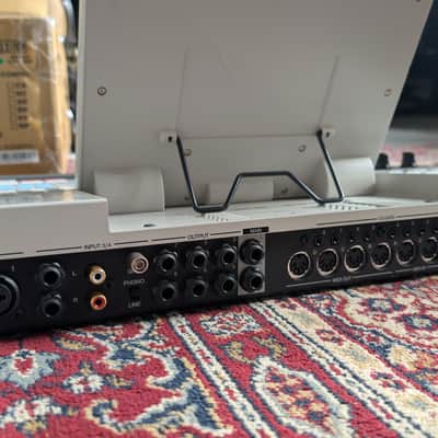 Akai MPC X Special Retro Edition DAW + Decksaver Bild 9