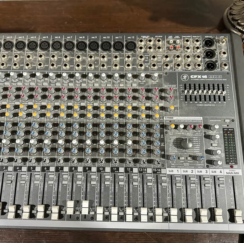 Mackie CFX16 MKII 16-Channel Compact Integrated Live Sound