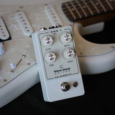 Kalavera FX Moon Stone Driver 2026 - Ivory image 3