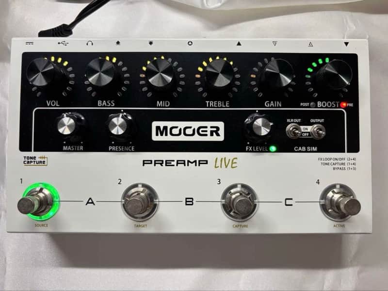 Mooer PREAMP LIVE