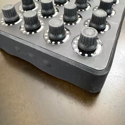 DJ Tech Tools Midi Fighter Twister 2010s - Black image 1