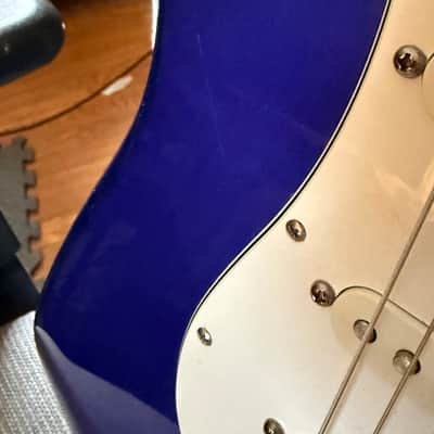 Fender Standard Stratocaster with Maple Fretboard 1998 - 2001 - Midnight Blue image 14