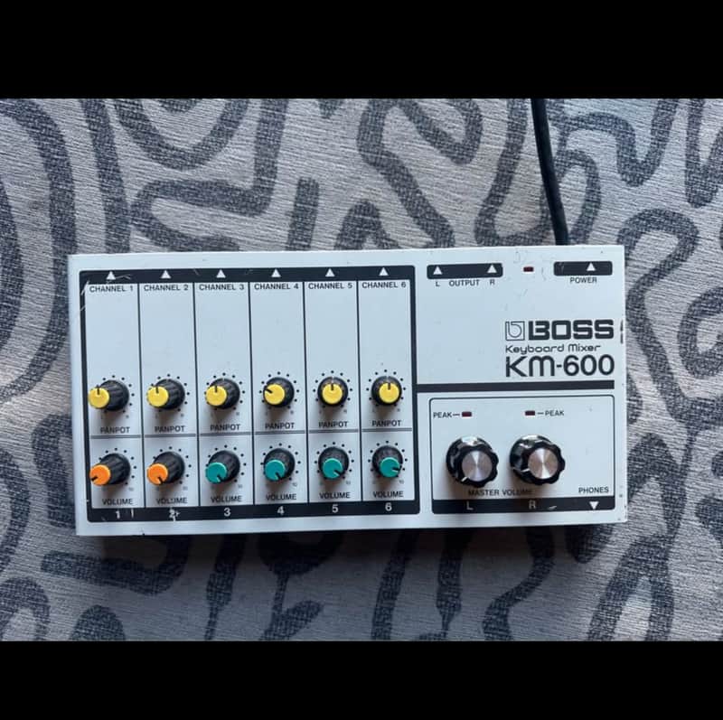 Boss KM-600 Keyboard Mixer 1980s - White image 1