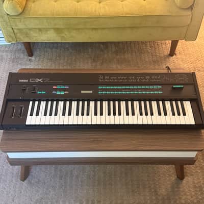 Yamaha DX7 with Cartridge
