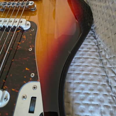 Fender Jaguar Baritone Custom 2006 - 3-Tone Sunburst image 5