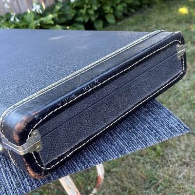 VINTAGE 1970's RICKENBACKER 4001 BASS CASE w/KEYS image 8