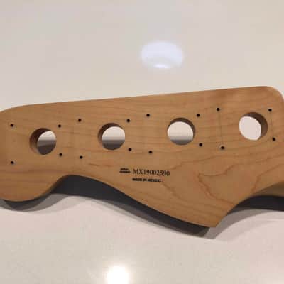 Fender 099-9933-921 Player Jazz Bass Fretless Neck 2018 - Present - Pau Ferro image 7