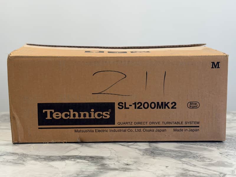 Technics SL-1200 MK2