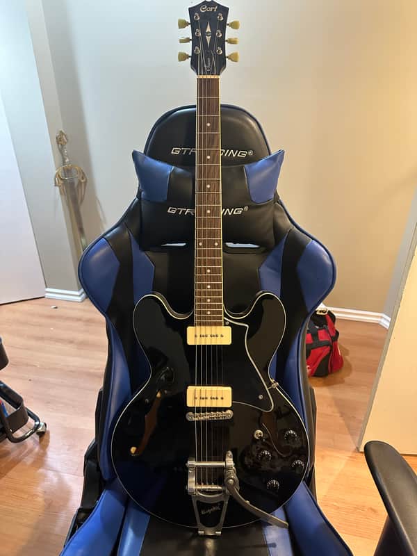 Cort Source-BV CR Double Cutaway Hollow Body with P90 Pickups and 
