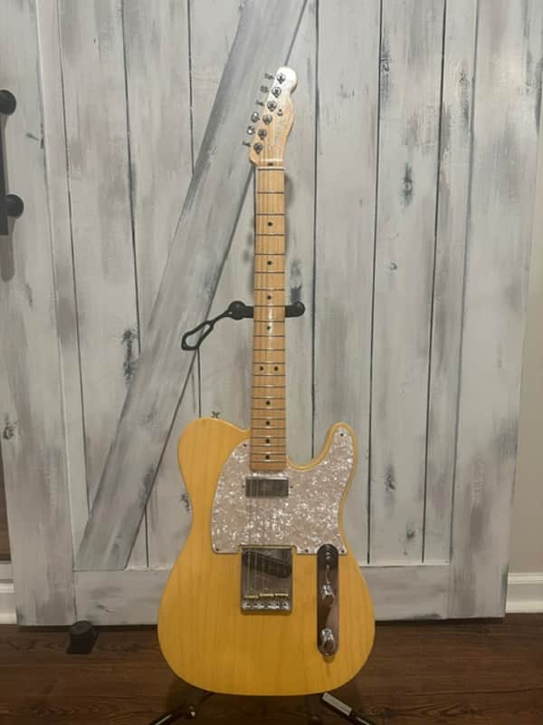 Fender Classic Player Baja Telecaster 2007 - 2018 - Blonde image 1