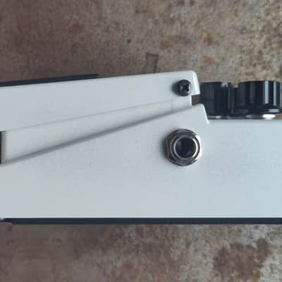 Boss DS-1-WH Distortion 2024 - Metallic White image 4