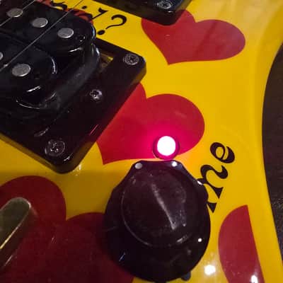 2006 Fernandes Burny YH-JR - Hide Signature Model - Yellow Heart Junior - Built-in-Amp - w/ Gig Bag image 13