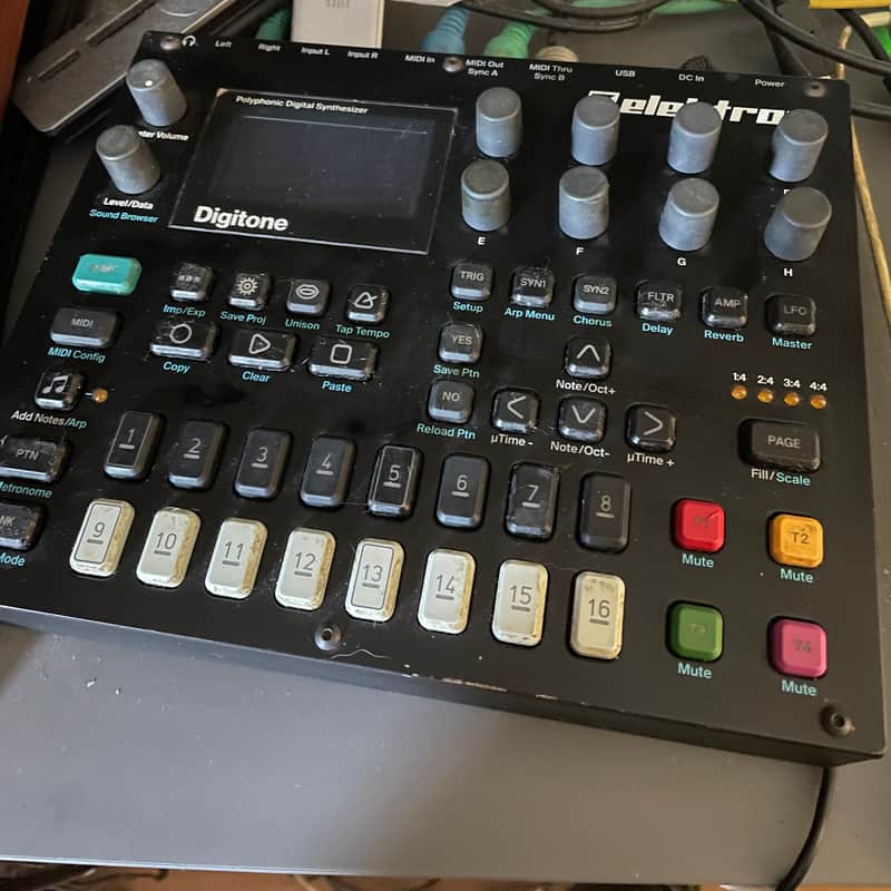 2017 – 2024 Elektron Digitone 8-Voice Digital Synthesizer Black