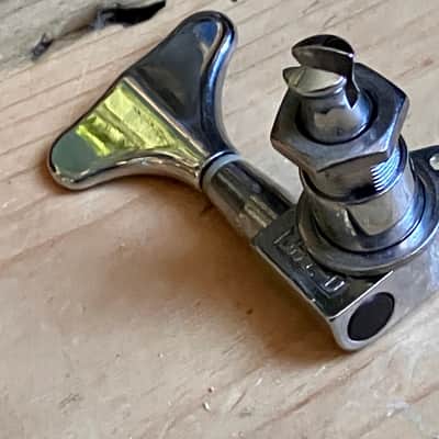 Single Ibanez Soundgear Gio GSR180 Bass Guitar Treble Side Tuning Peg / Head 2015 image 6