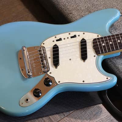 1966 Fender Mustang Electric Guitar Daphne Blue + OHSC image 2
