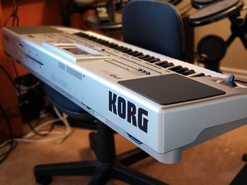 MINT CONDITION KORG PA-80 SYNTHESIZER, ARRANGER WITH THE TURKISH ARABIC EXTERNAL ROM DRIVE! image 1