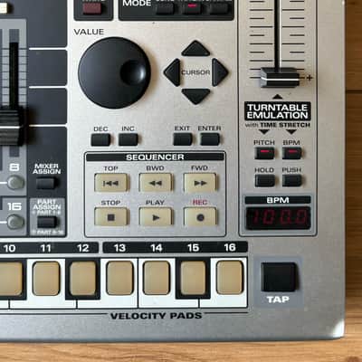 Roland MC-909 Groovebox 2010s - Silver image 8