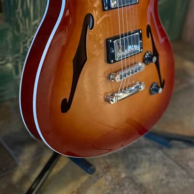 Squier Affinity Starcaster Deluxe HH Semi-Hollow Electric Guitar Sienna Sunburst image 5