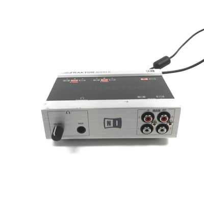 Traktor Audio 6Native Instruments Traktor Audio 6 Scratch A6 USB Audio Interface image 4