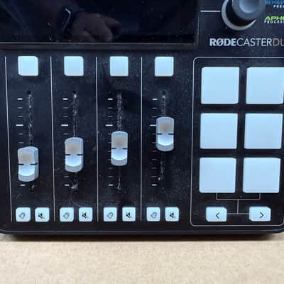 RØDE RØDECaster Duo Integrated Audio Production Studio / Podcast Mixer – w/ Power Supply – Used image 4