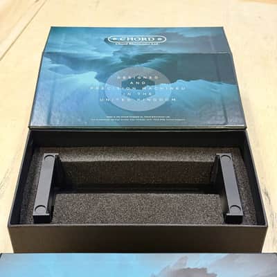 Chord Qutest DAC (Floor Demo) + Chord Qutest Stand System image 2
