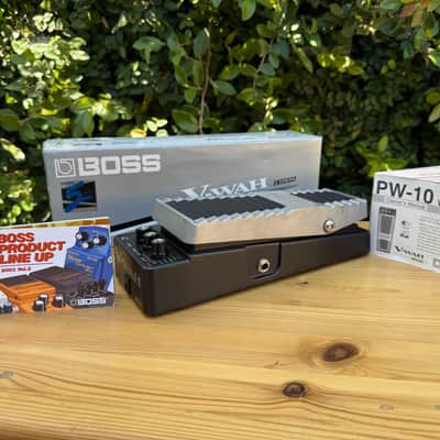Boss PW-10 V-Wah | Reverb