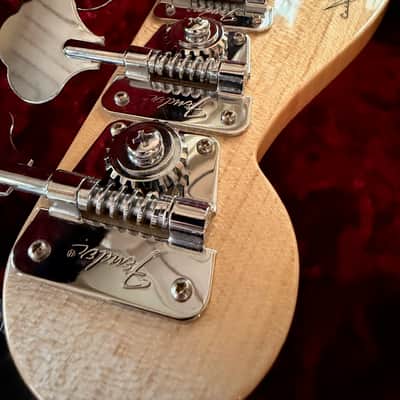 Fender Custom Shop '64 Jazz Bass NOS image 17
