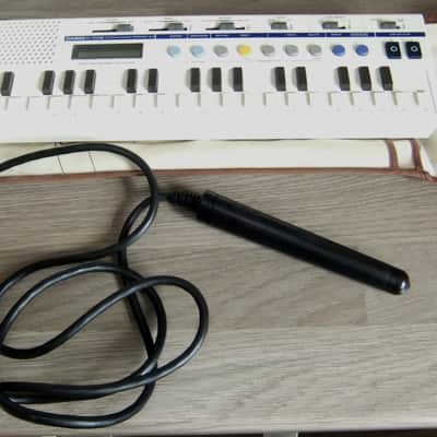 ULTRA-RARE VINTAGE MINI SYNTH - CASIO VL-5 WITH BARCODE READER, FULLY WORKING - GOOD CONDITION