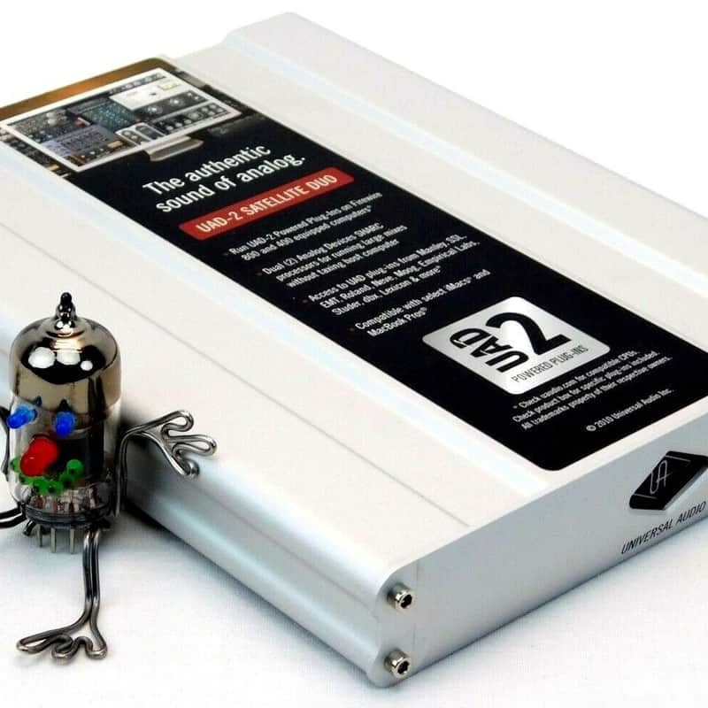 Universal Audio UAD-2 Satellite Firewire DUO Silver