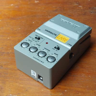 Ibanez AW7 Autowah [NOS - New Old Stock, with Box and Manual] 2002 - 2005 - Grey Silver image 13