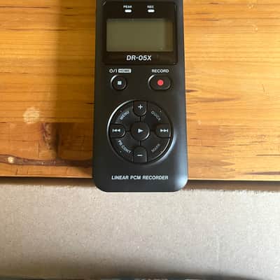 TASCAM Linear PCM recorder 2020-2025 - Black image 1