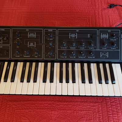 Yamaha CS-5 Monophonic Synthesizer 1978 - 1983 - Black