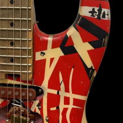 EVH frankenstrat Lefty franky type 2018-2023 - Black & Red, White image 9