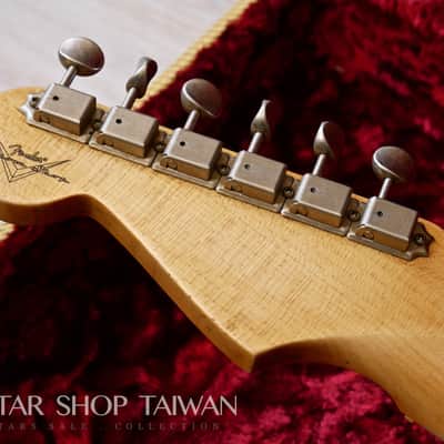 2018 Fender Custom Shop 1957 Stratocaster Journeyman Relic-Sunburst. image 15