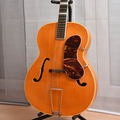 Höfner Archtop – 1960s German Vintage Jazz Guitar / Gitarre image 2