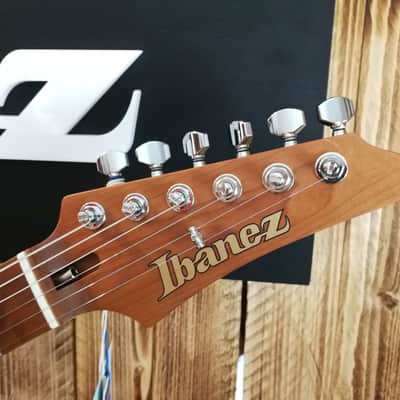 Ibanez AZ2402-PKF Prestige E-Guitar 6 String Pink Flat + Case image 5