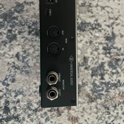 Universal Audio Volt 2 USB-C Audio Interface 2021 - Present - Tan / Gray image 3
